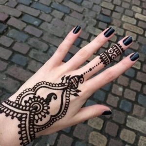 black henna tattoo design