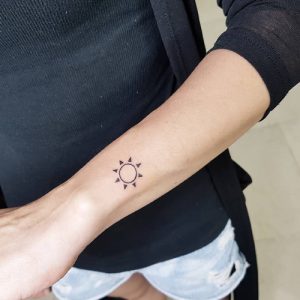 simple Sun Tattoo design
