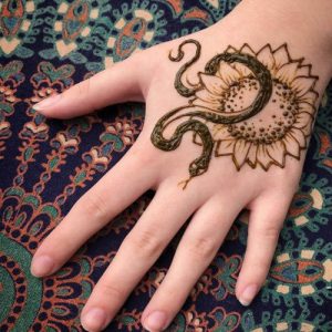 snake tattoo design with henna