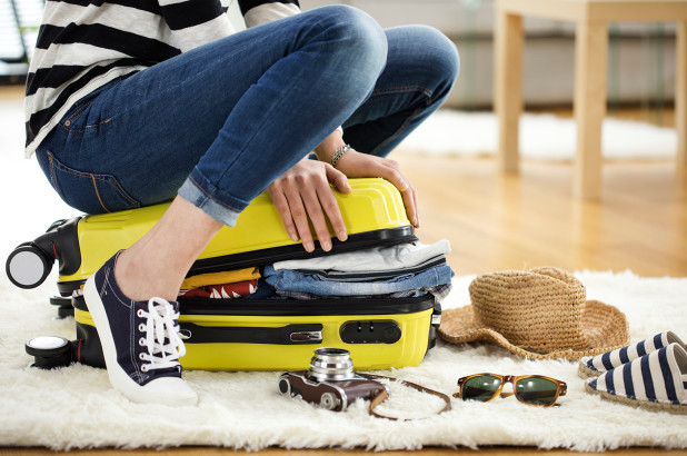 travel-hacks-tips-trics-how-to-travel-in-style-how-to-pack-for-a-trip-long-trip-weekly-trip