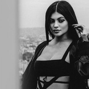 kylie jenner sexiest most beautiful women alive