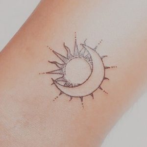 54 Hottest Sun Tattoo Designs You Will Love Beautiful Body Art